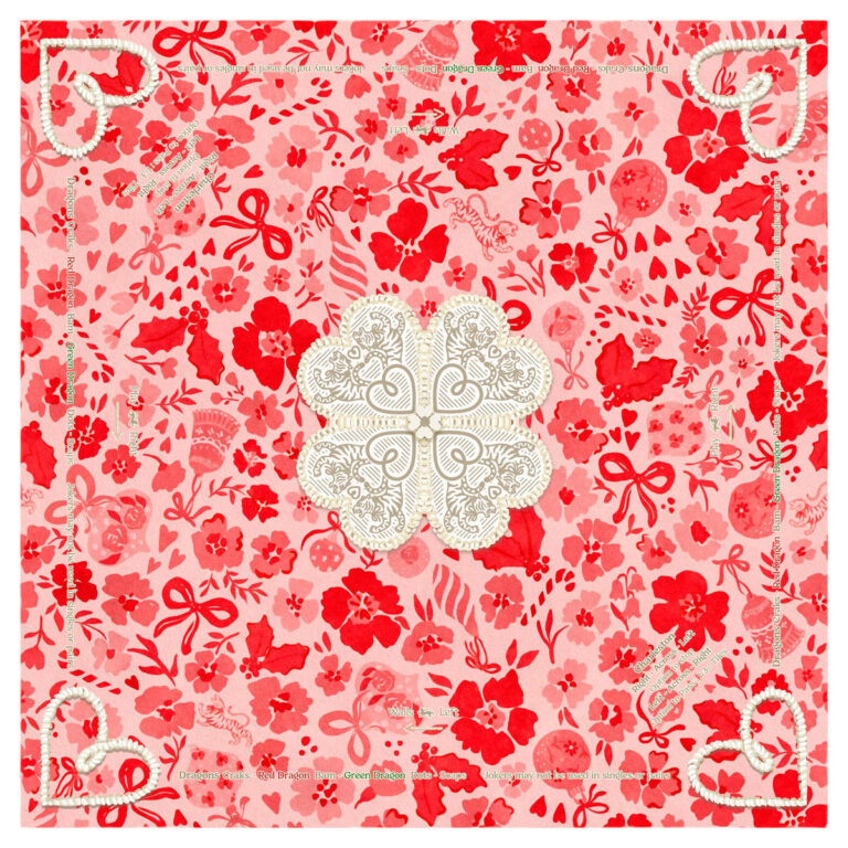 Tigre de Tartan Ditsy Christmas mahjong mat in Maraschino with red and pink florals, bows and hearts